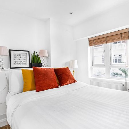 Elegant 1 Bedroom Flat Near Harrods Londra Esterno foto