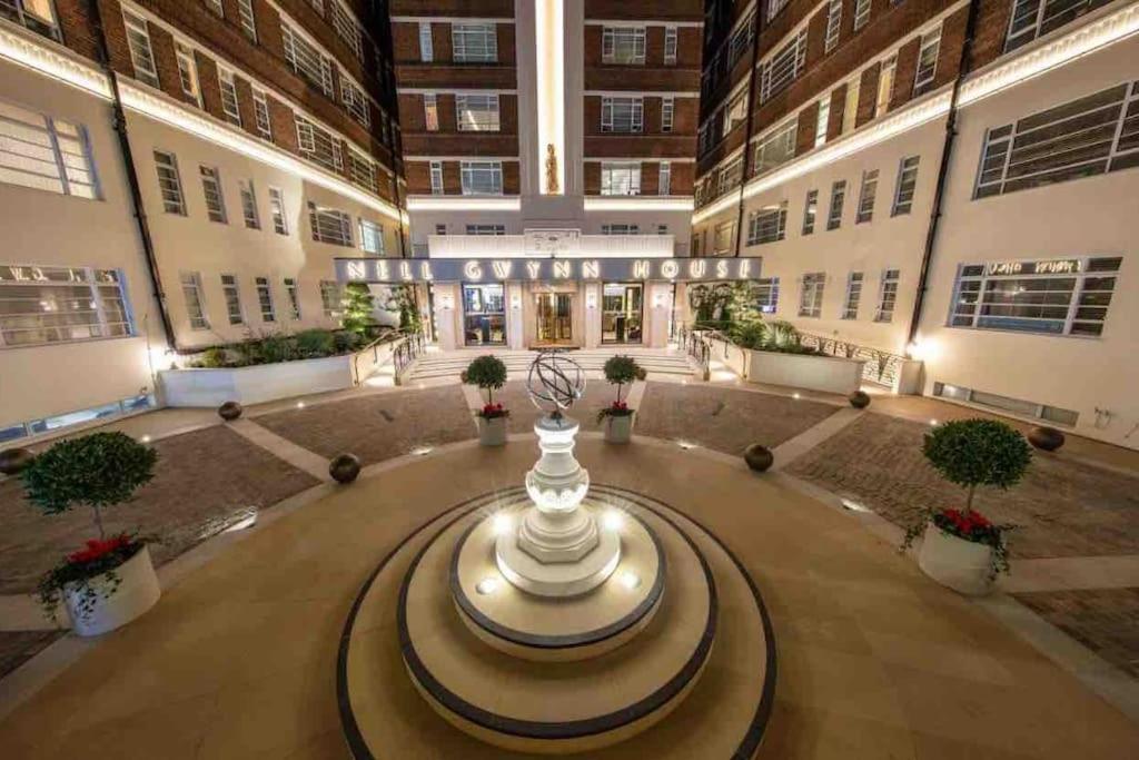 Elegant 1 Bedroom Flat Near Harrods Londra Esterno foto