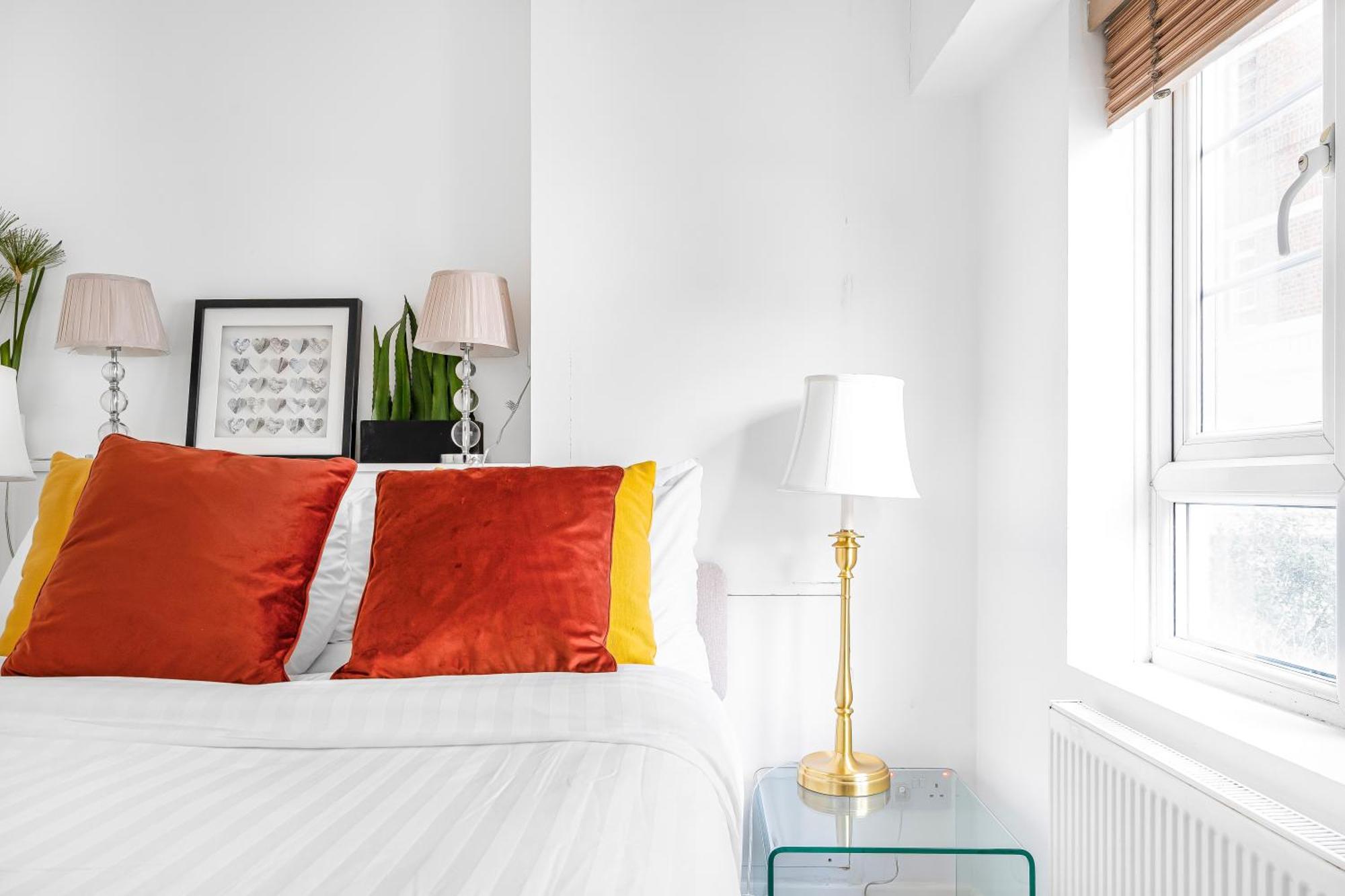 Elegant 1 Bedroom Flat Near Harrods Londra Esterno foto