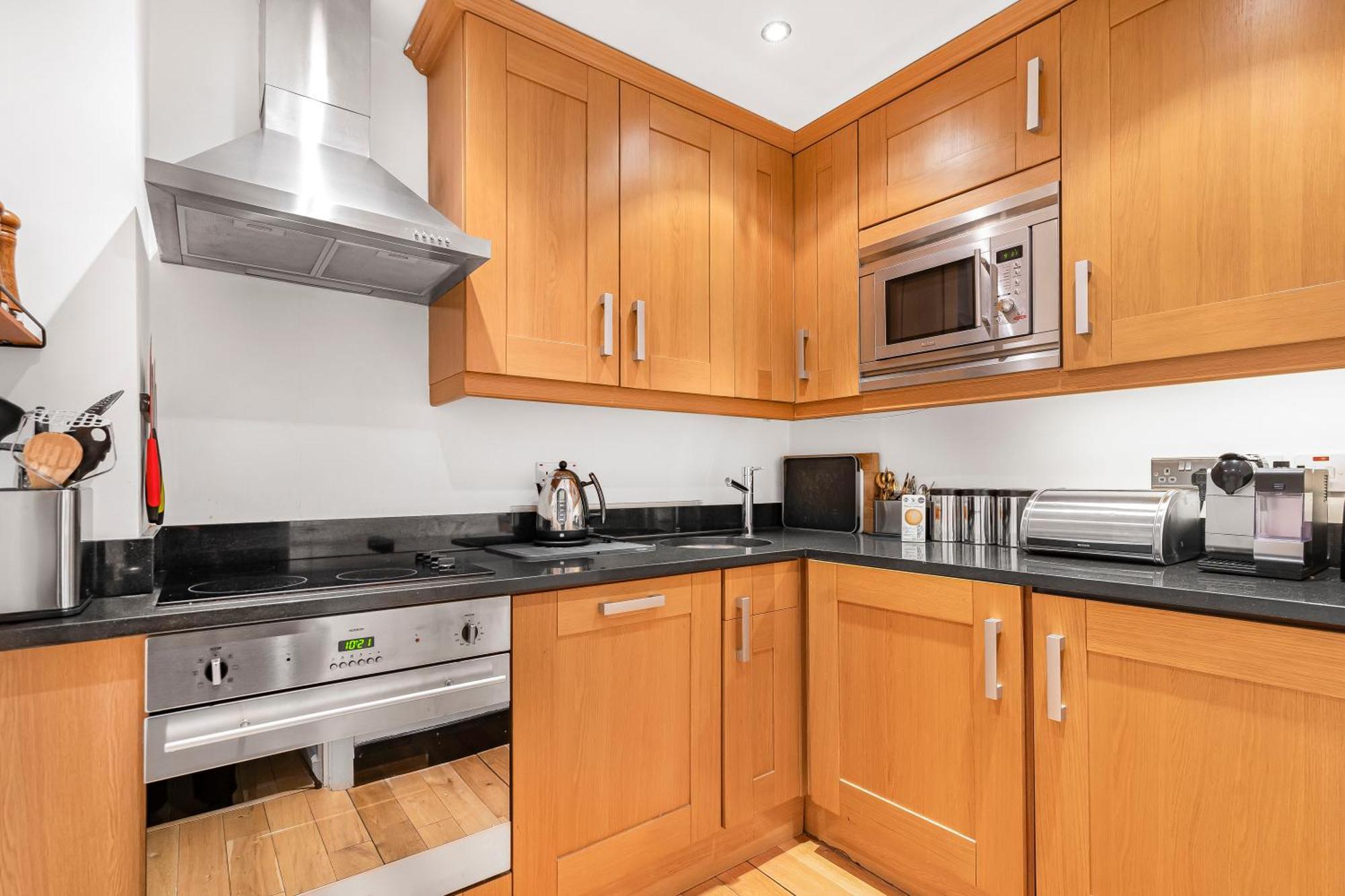 Elegant 1 Bedroom Flat Near Harrods Londra Esterno foto