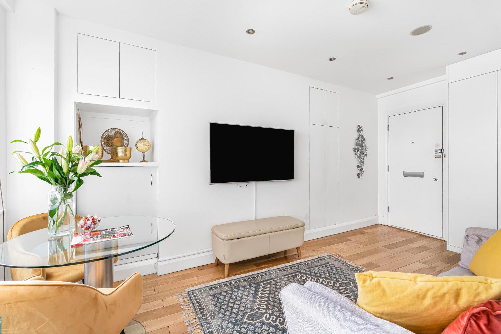 Elegant 1 Bedroom Flat Near Harrods Londra Esterno foto