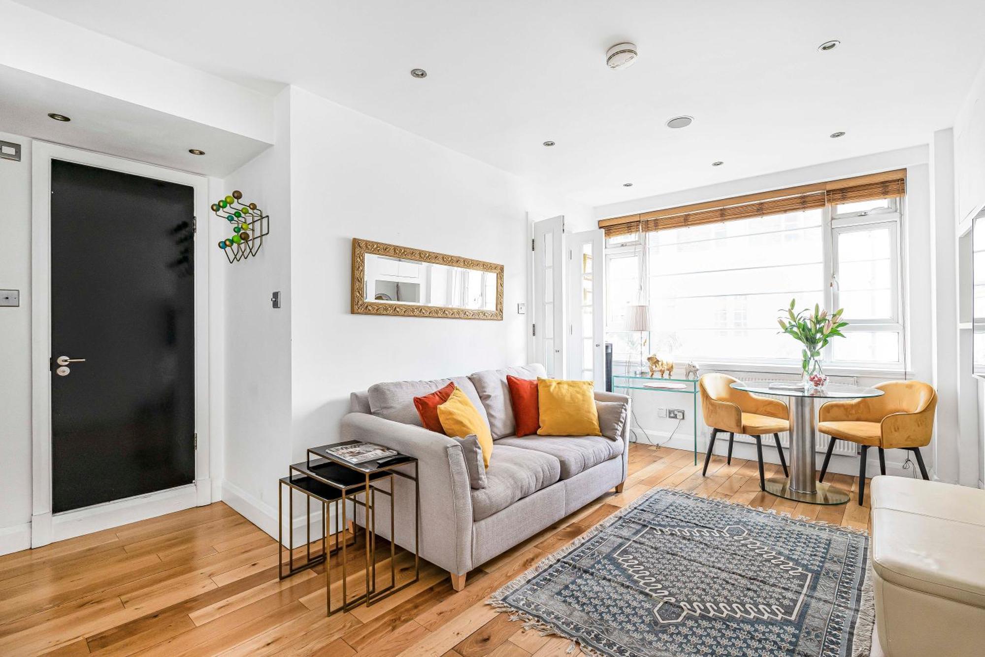 Elegant 1 Bedroom Flat Near Harrods Londra Esterno foto